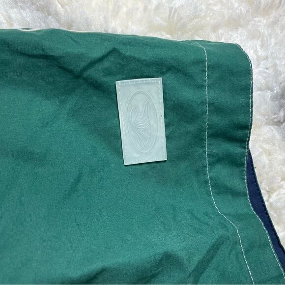 WAVE  ZONE  SHORT - Picture 2 of 7